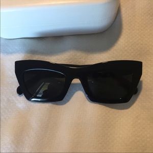 🖤Celine is trending boo🖤